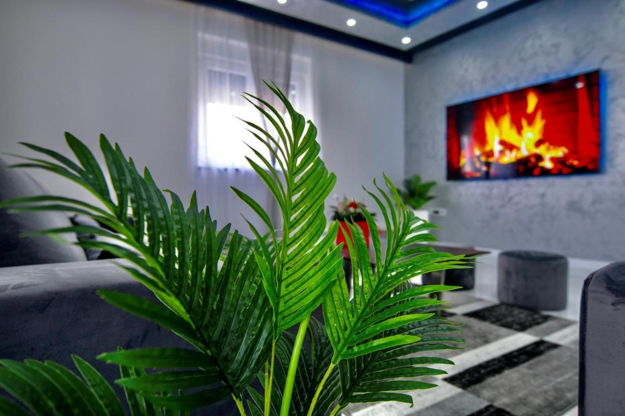 Complex Villa White PUY 외부 사진