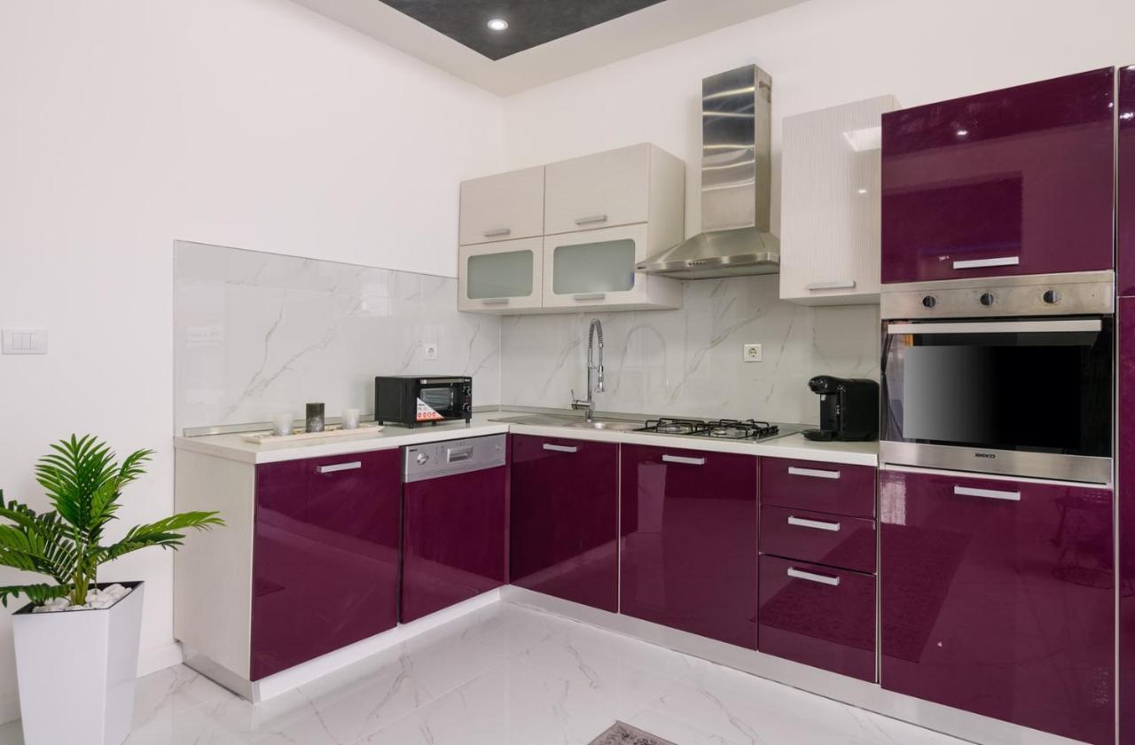 Complex Villa White PUY 외부 사진